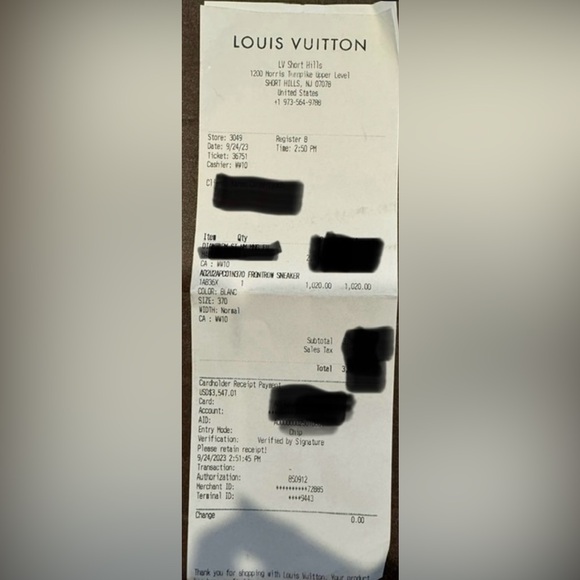 Authentic Louis Vuitton Frontrow Sneaker - Picture 10 of 10